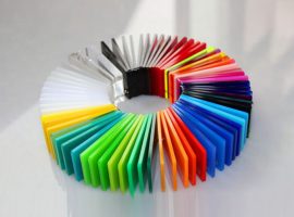Plexiglass màu