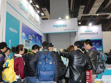 Khách hàng nhiệt tình